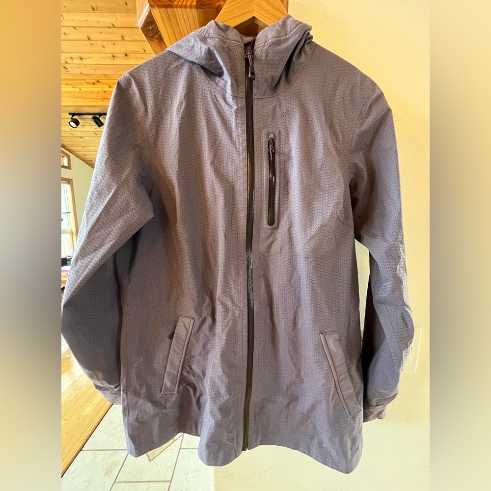 Mountain Hardwear Rain Jacket